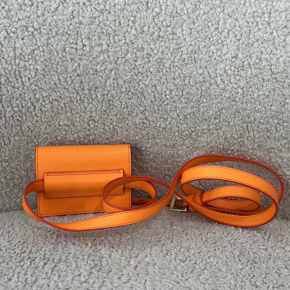 Jacquemus belt bag in orange. - Picture 4 of 4